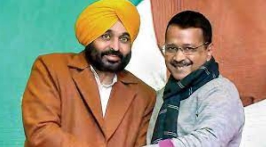 Aam Aadmi Party (AAP) leader and Delhi Chief Minister Arvind Kejriwal and CM Bhagwant Mann