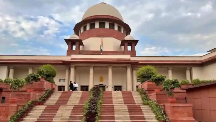  Supreme Court seeks ECI, Centre’s response on plea to count all VVPAT slips