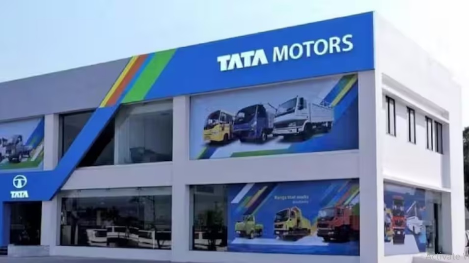 Tata Motors Stock Climbs 2% Ahead of Anticipated Q4 Results