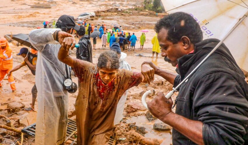  Kerala’s Athirapally Falls Turns Deadly Amid Torrential Rains and Landslides: Watch