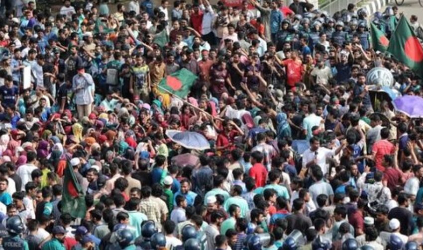  Bangladesh Protests: 98 Killed in Student-Led Violence; India Issues Advisory | Top Updates