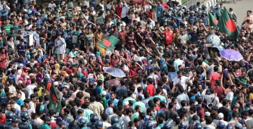 Bangladesh Protests: 98 Killed in Student-Led Violence; India Issues Advisory | Top Updates