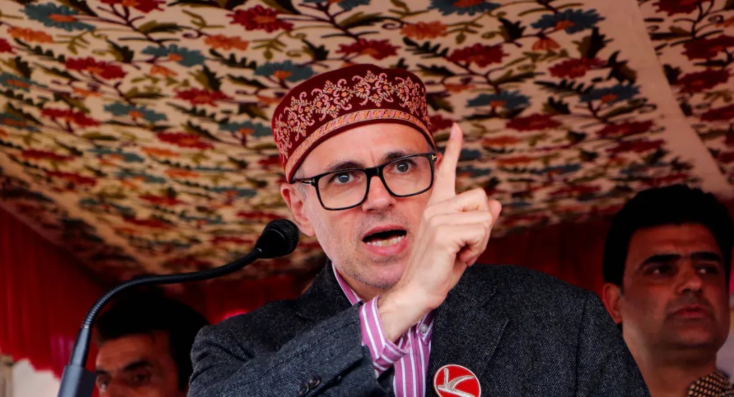 Omar Abdullah Criticizes 'Kashmir Files' Supporters for Double Standards, Calls Out Hypocrisy Over IC 814 Portrayal