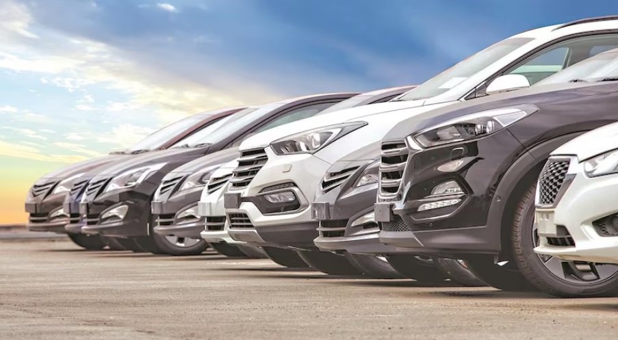 Bumpy Ride: Domestic Car Sales Dip 2-3% Amid High Stock and Low Demand