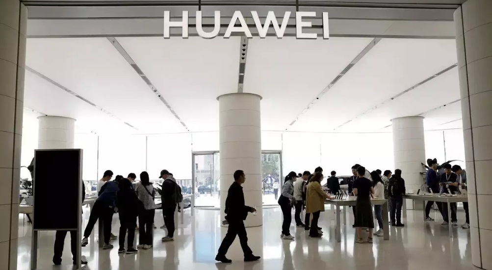 Huawei Teases Tri-Fold Smartphone, Intensifying Rivalry with Apple in China