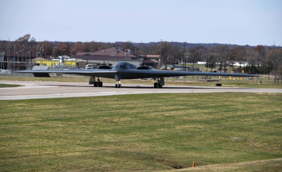 U.S. Deploys Advanced B-2 Stealth Bombers Against Houthis in Yemen for the First Time