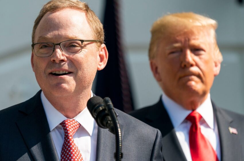  Donald Trump chooses Kevin Hassett to lead the National Economic Council