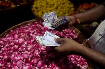Economists Predict Lower Inflation and Interest Rates: MC Poll