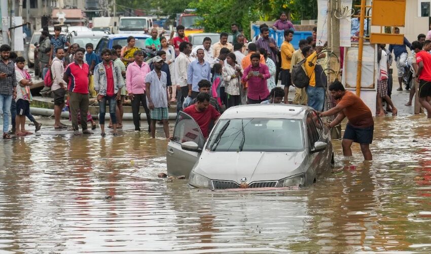  Bengaluru Rains: Hosur Road Flooded, MP Urges Infosys and Others to Allow Work from Home