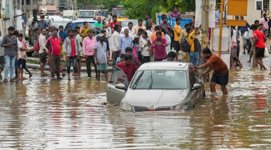 Bengaluru Rains: Hosur Road Flooded, MP Urges Infosys and Others to Allow Work from Home