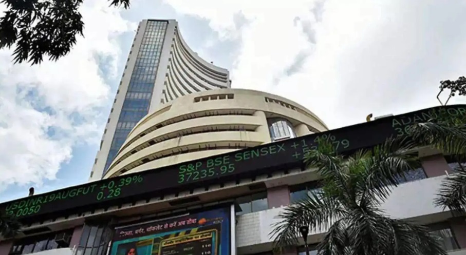Sensex Jumps 500 Points, Nifty Crosses 25,000 Mark as EU Tariff Delay Boosts Markets