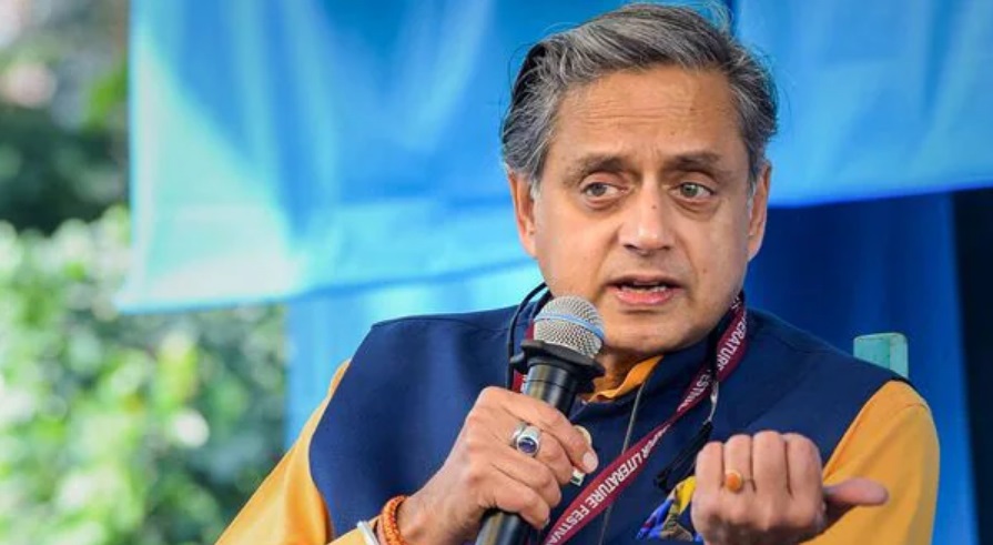 Shashi Tharoor-Led Indian Delegation Shows Photos of Pakistani Army Officers at Terrorists’ Funeral to Panama President