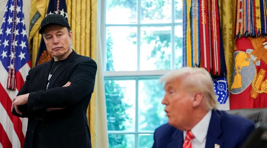 Trump-Musk Feud Sends Tesla Stock Tumbling 14%: Here's How Elon Musk Took a Major Financial Hit