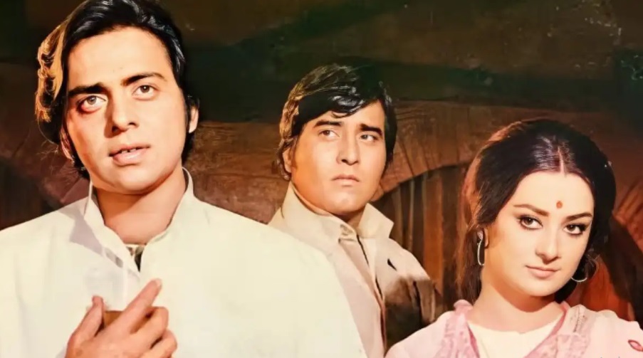 Vinod Khanna Disappeared from Set Upon Dilip Kumar’s Arrival, Reveals Saira Bano in Nostalgic ‘Aarop’ Post