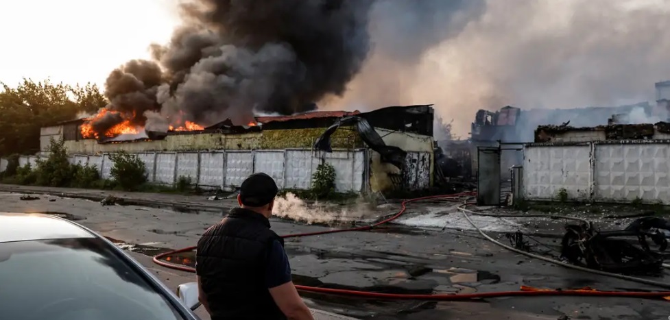 Russian Drones Strike Kyiv and Odesa in Intensified Air Campaign