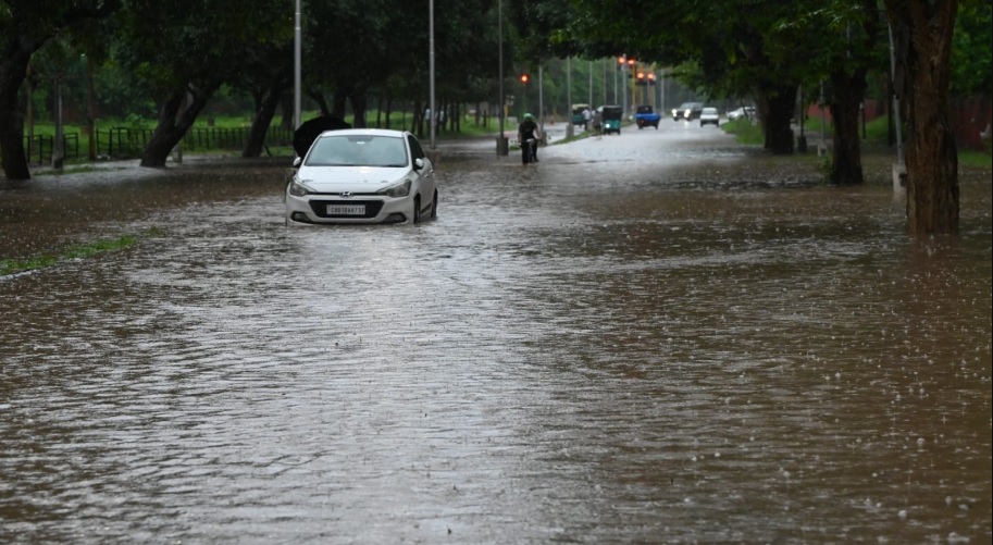 Red, Orange Alerts in Uttarakhand & Himachal as Monsoon Rains Lash Delhi-NCR